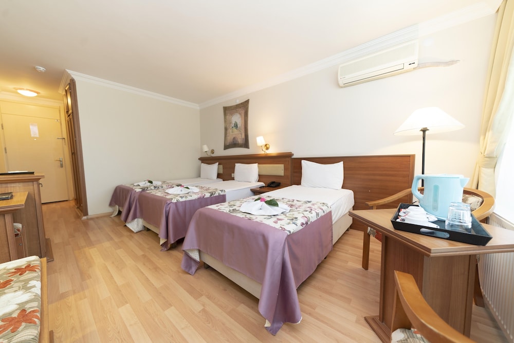 Troia Tusan Hotel Rezervasyon