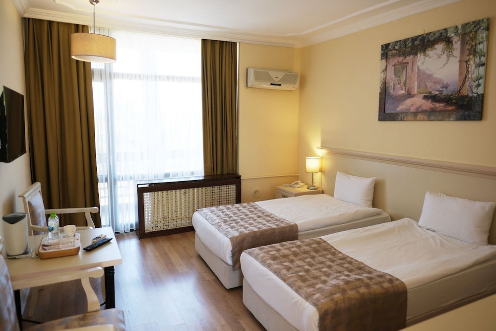 Troia Tusan Hotel Rezervasyon