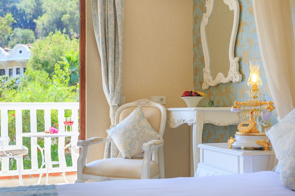 Flamingo Hotel Rezervasyon