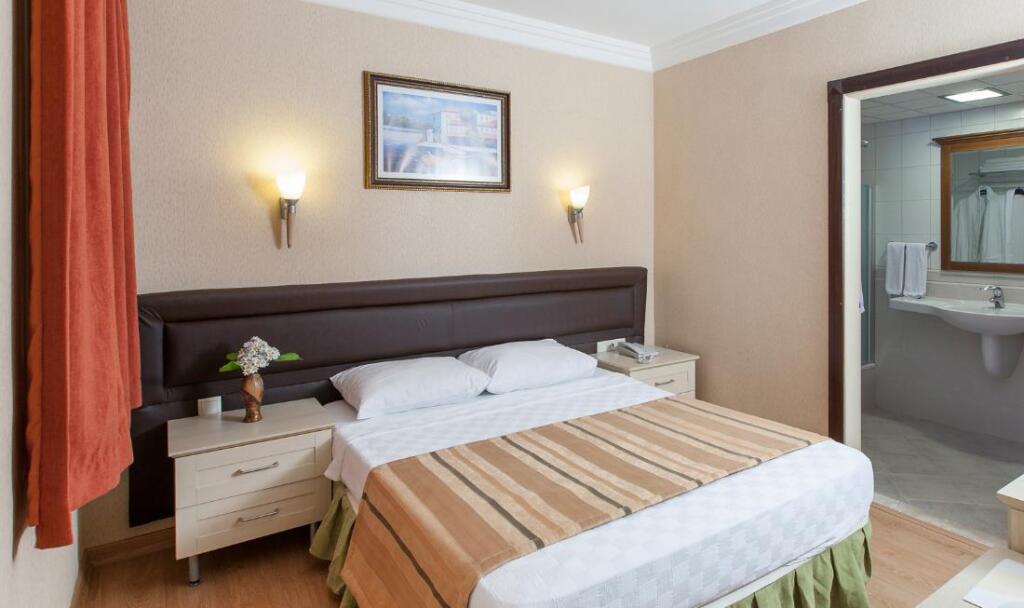 Julian Forest Suites Rezervasyon