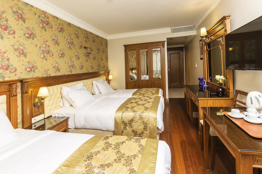 Acra Hotel Rezervasyon