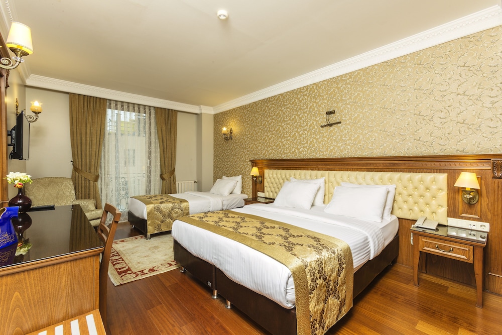 Acra Hotel Rezervasyon