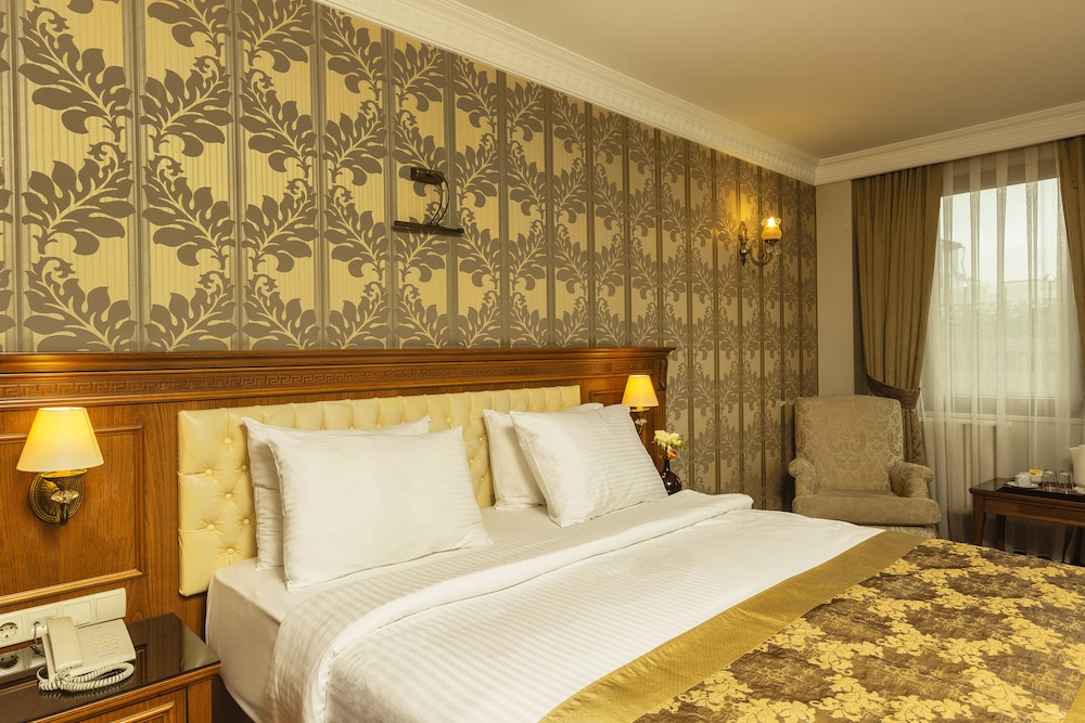 Acra Hotel Rezervasyon