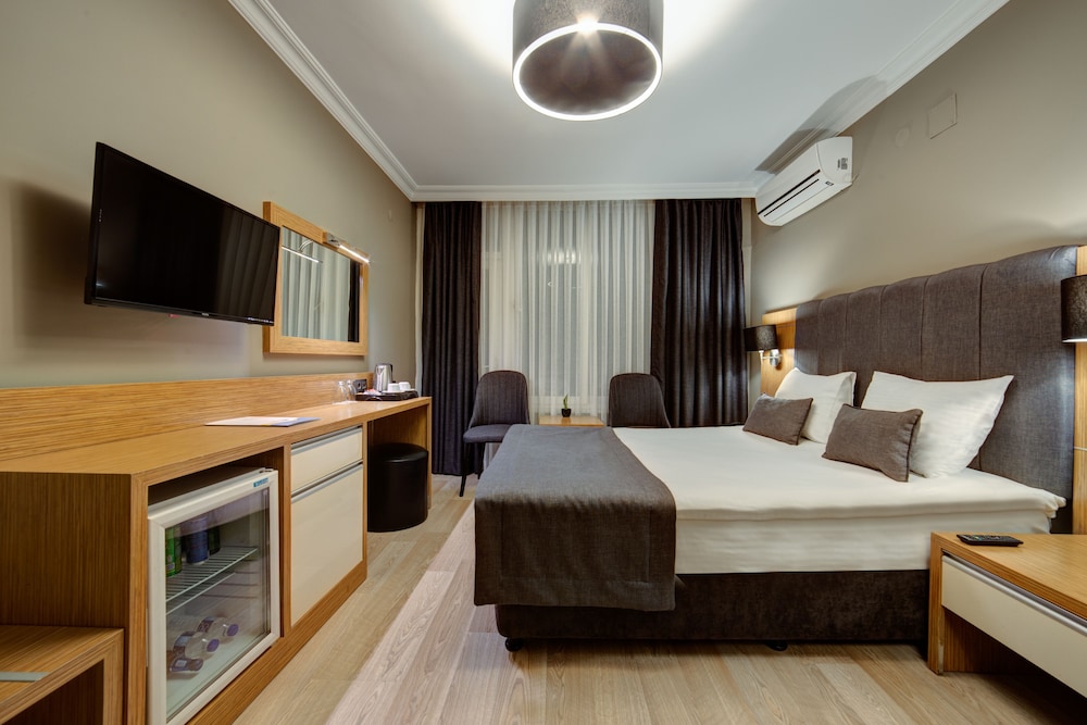 Sahil Marti Hotel Rezervasyon