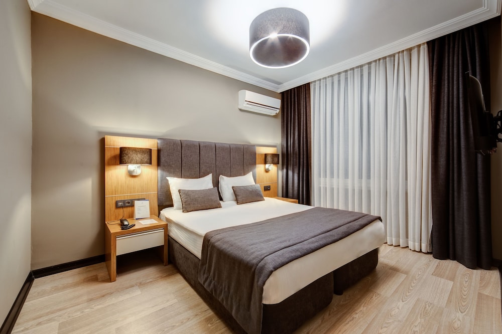 Sahil Marti Hotel Rezervasyon