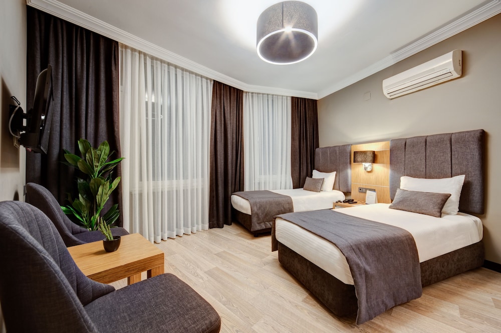 Sahil Marti Hotel Rezervasyon