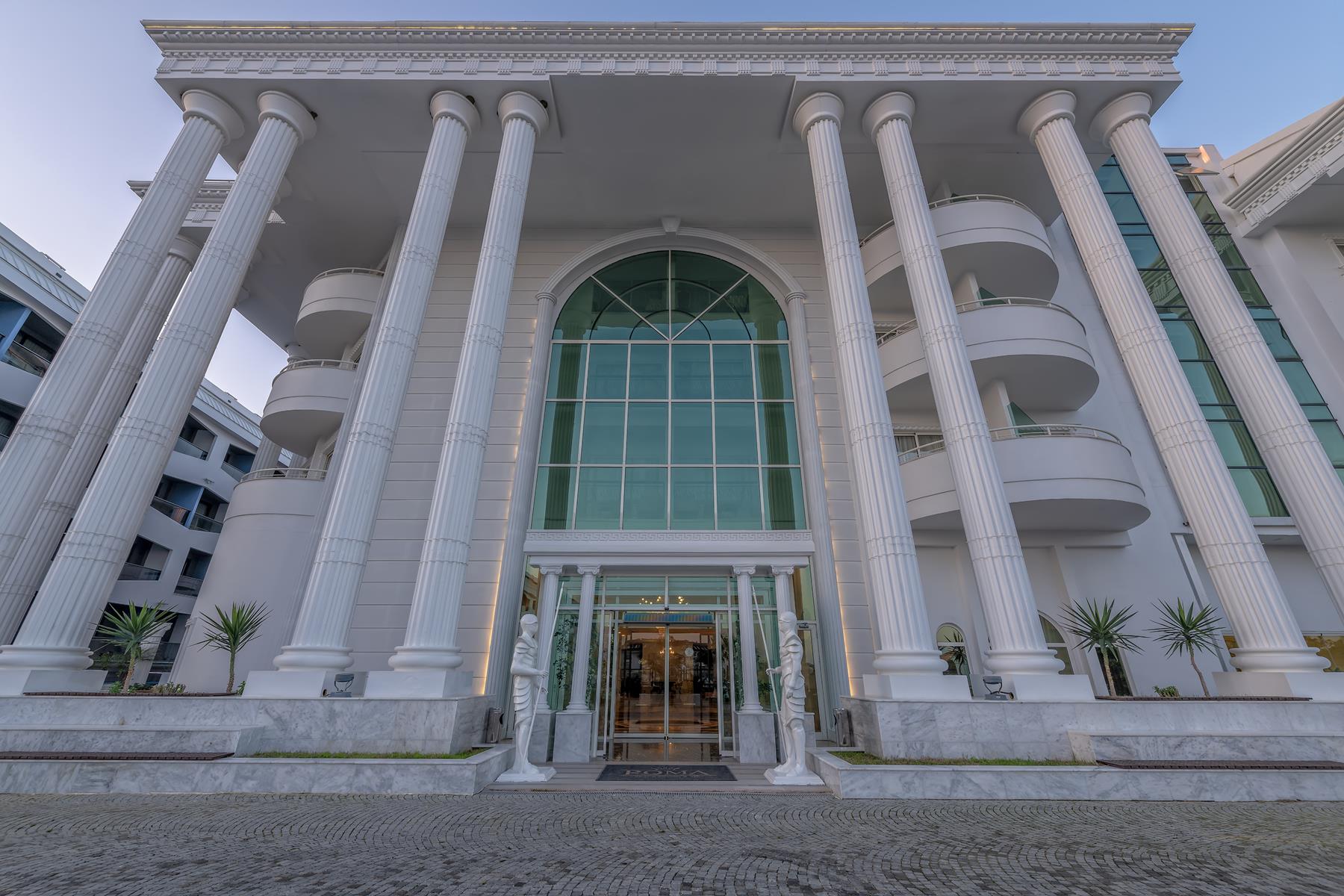 Roma Beach Resort & Spa Rezervasyon