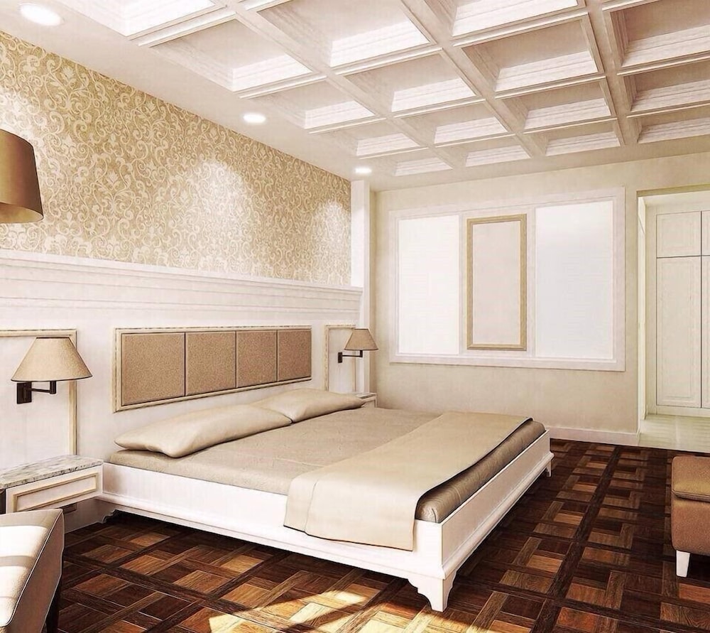 The Bay Beach Club Rezervasyon