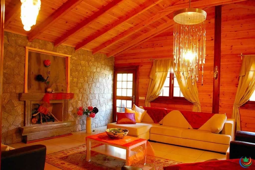 The Bay Beach Club Rezervasyon