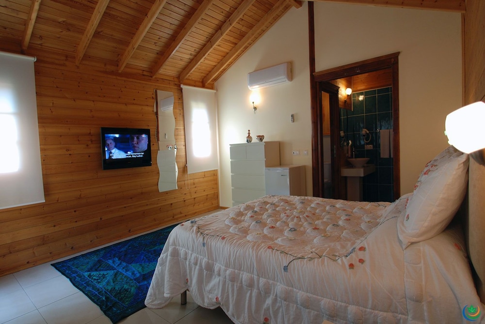 The Bay Beach Club Rezervasyon