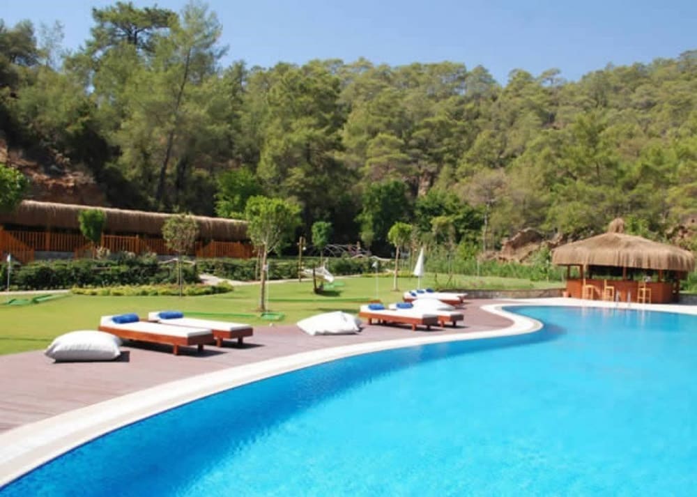 The Bay Beach Club Rezervasyon