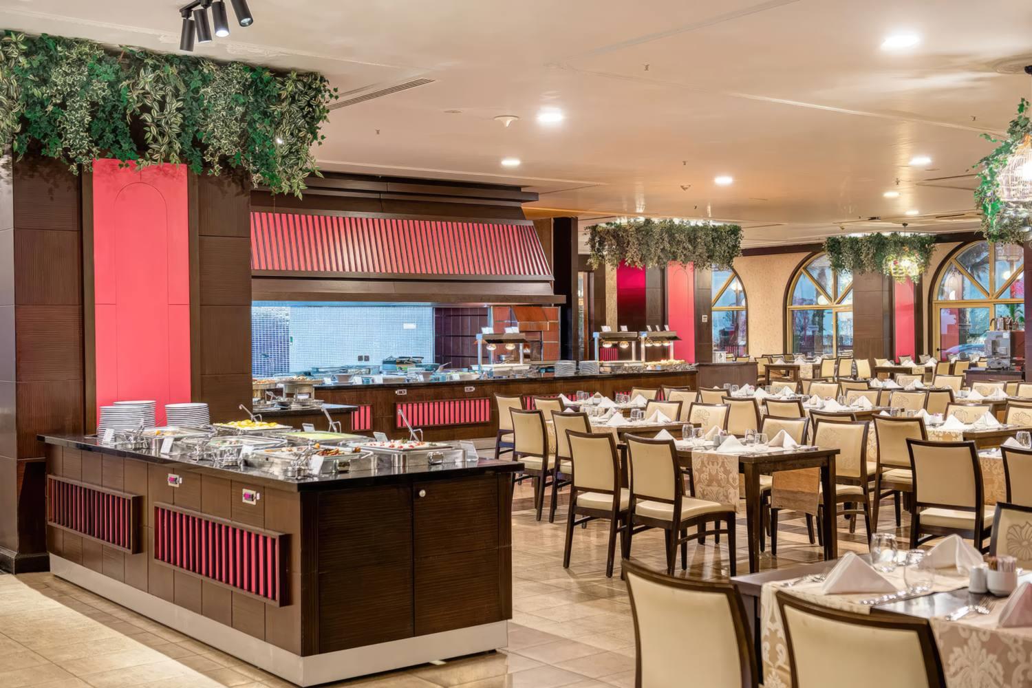 Megasaray Westbeach Antalya Rezervasyon