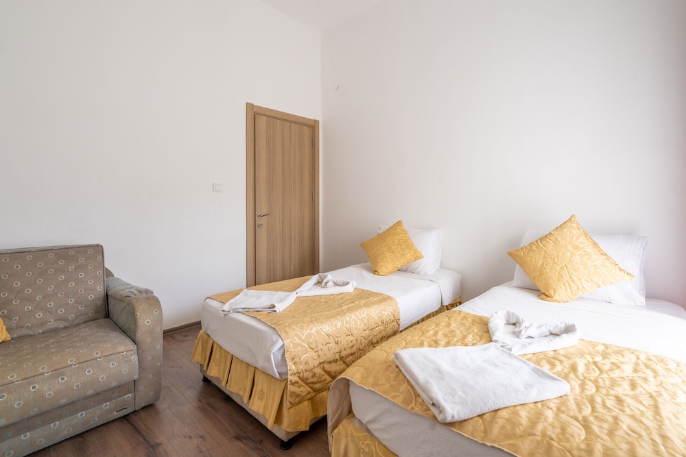 Grand Villa Sol Apartments Rezervasyon