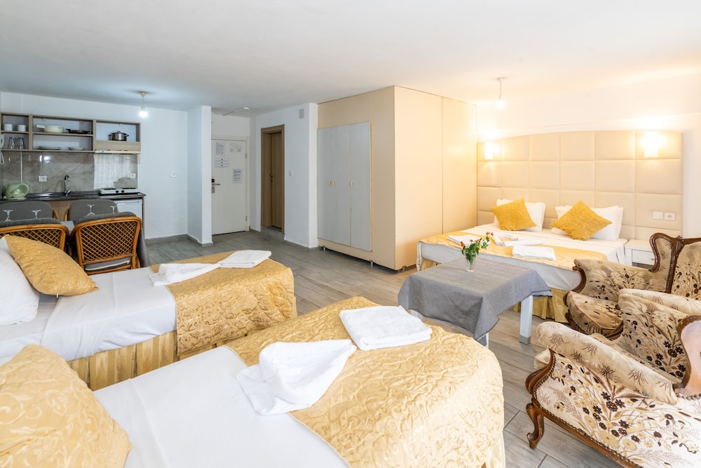 Grand Villa Sol Apartments Rezervasyon