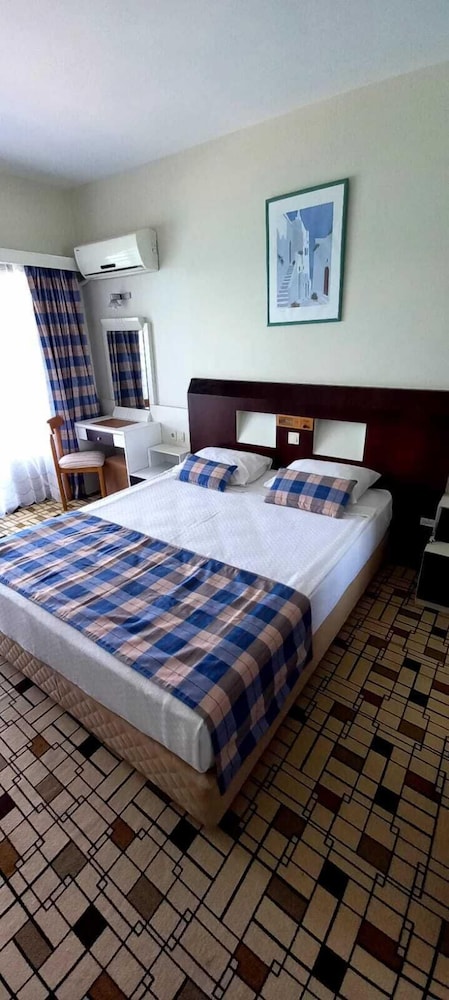 Sibyl Hotel Erythrai by Muup Rezervasyon