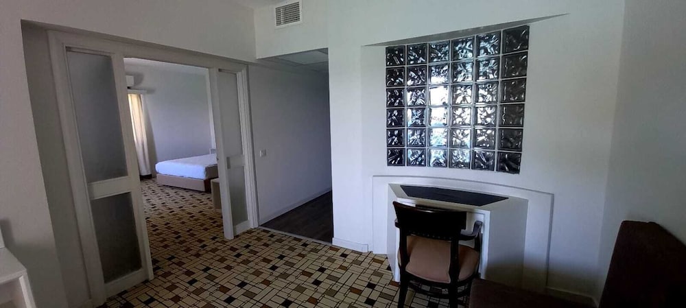 Sibyl Hotel Erythrai by Muup Rezervasyon