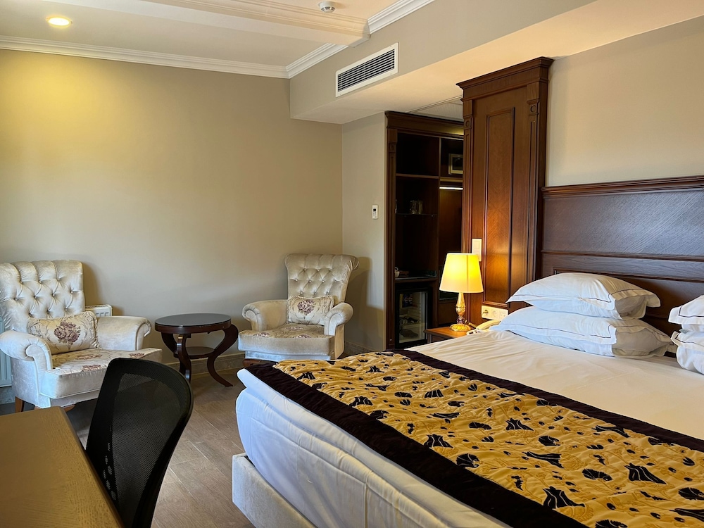 GLK PREMIER The Home Suites & Spa Rezervasyon