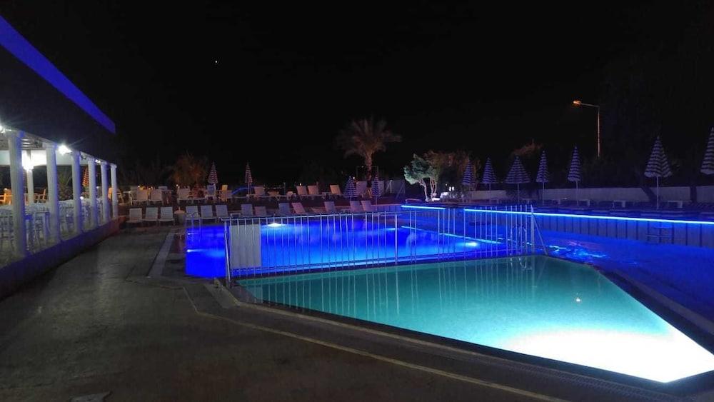 Wa Cesme Farm Hotel Beach Resort & Spa Rezervasyon