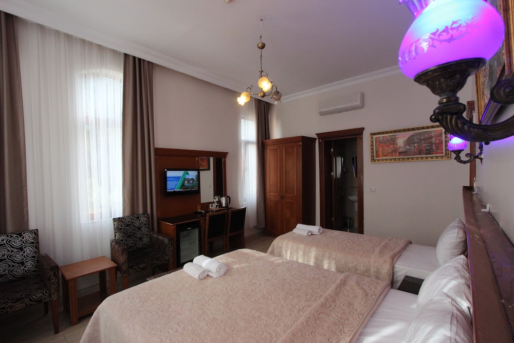 Hotel New House Rezervasyon