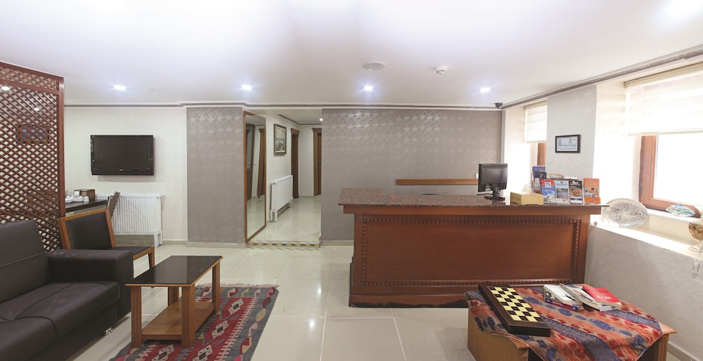 Hotel New House Rezervasyon