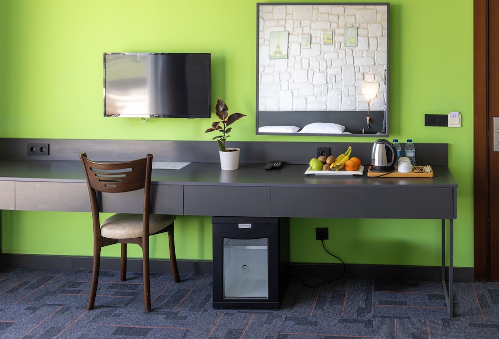 Mene City Hotel Rezervasyon