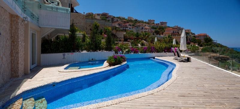 Peninsula Gardens Hotel & Beach Rezervasyon