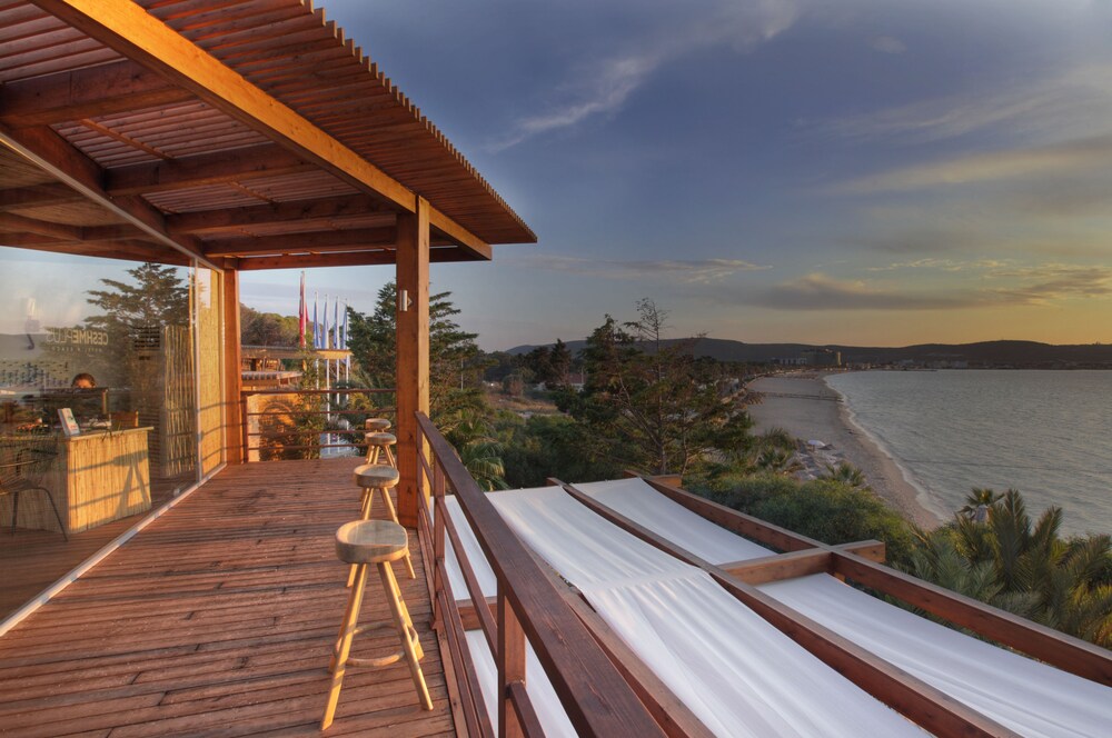 Maja Luxury Resort Hotel Çeşme Rezervasyon