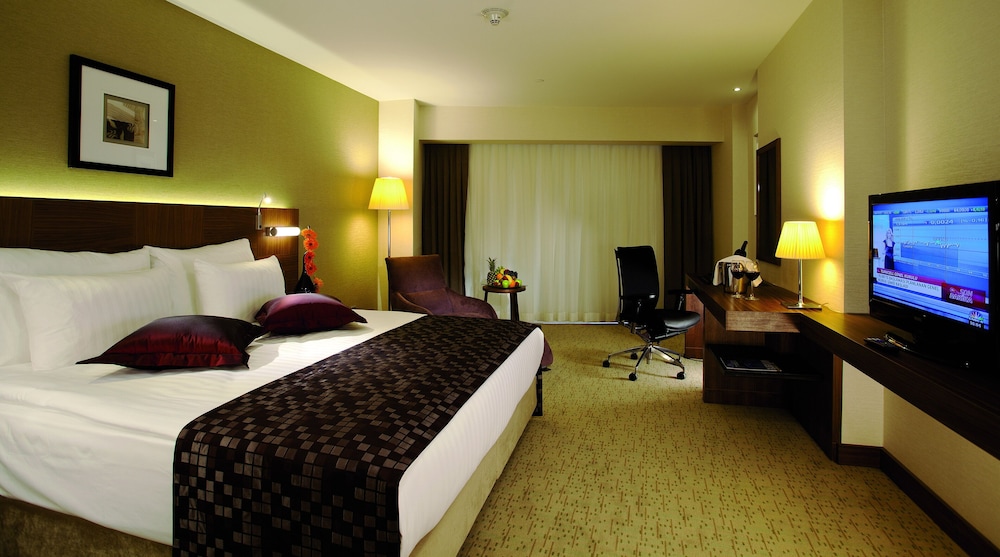 Crowne Plaza Harbiye Rezervasyon