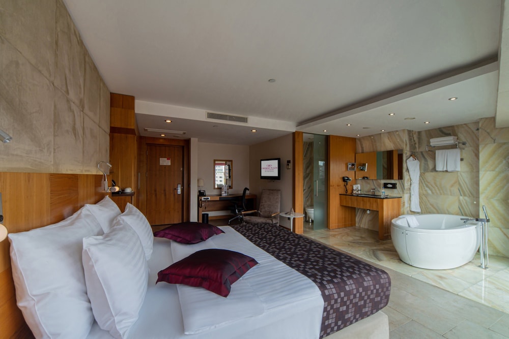 Crowne Plaza Harbiye Rezervasyon