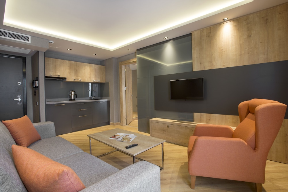 La Boutique Hotel & Suites Rezervasyon