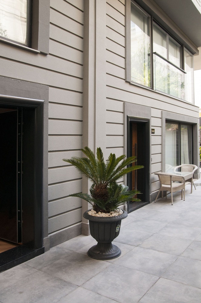 La Boutique Hotel & Suites Rezervasyon