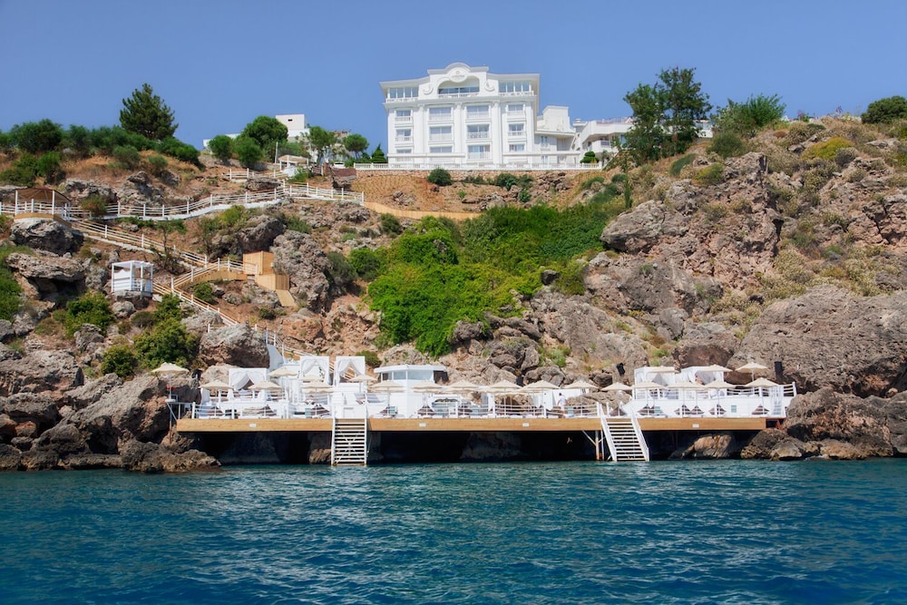 La Boutique Hotel & Suites Rezervasyon