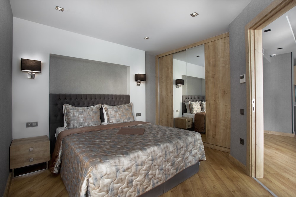 La Boutique Hotel & Suites Rezervasyon