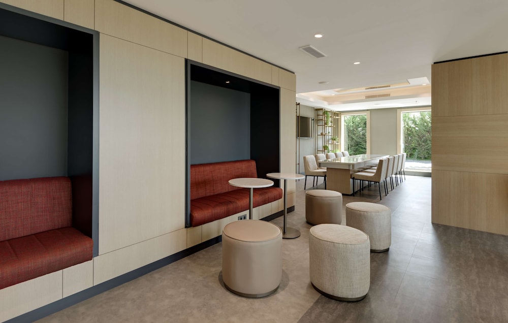 DoubleTree by Hilton Hotel Van Rezervasyon