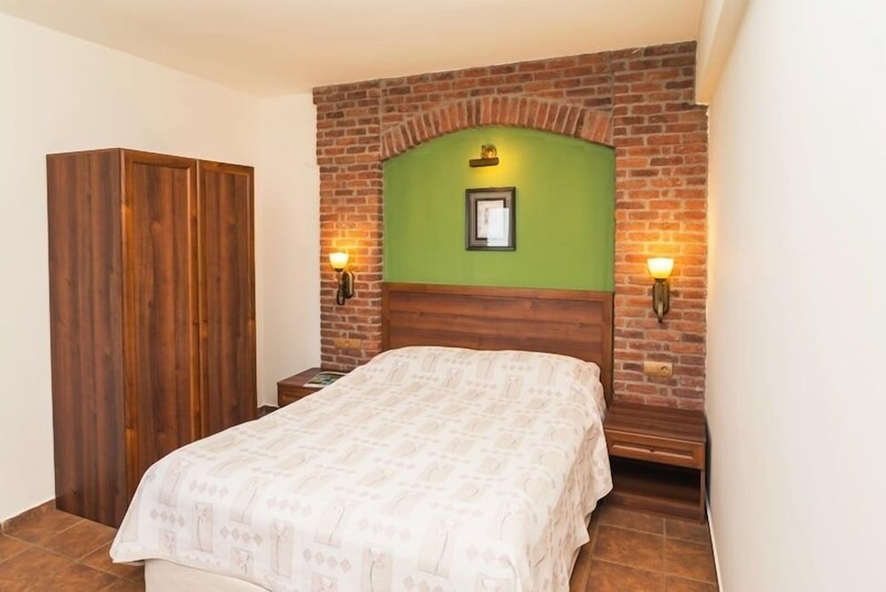 Natur-Med Rezervasyon