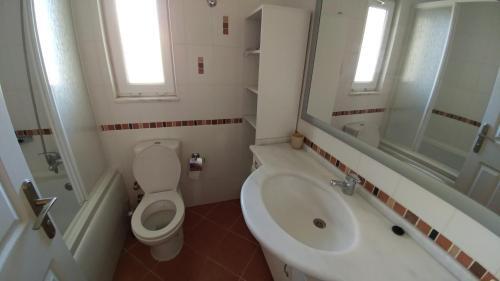 Oasis Holiday Residence & Villas Rezervasyon