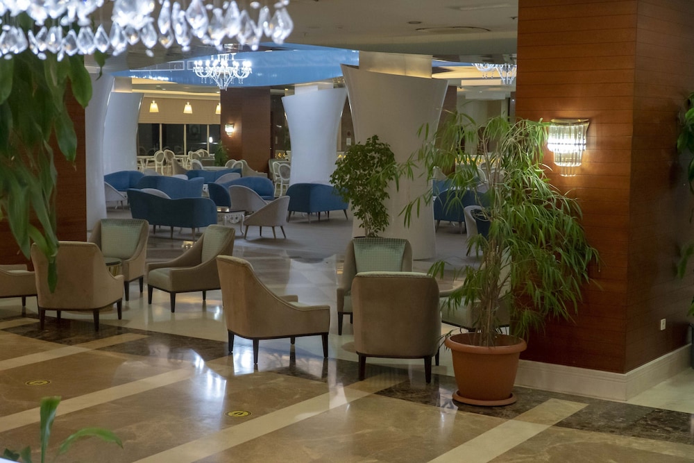 Adalya Ocean Deluxe Rezervasyon