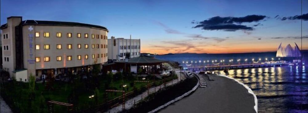 Van Sahmaran Hotel Rezervasyon