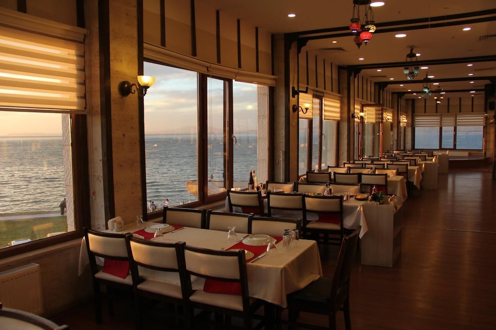 Van Sahmaran Hotel Rezervasyon