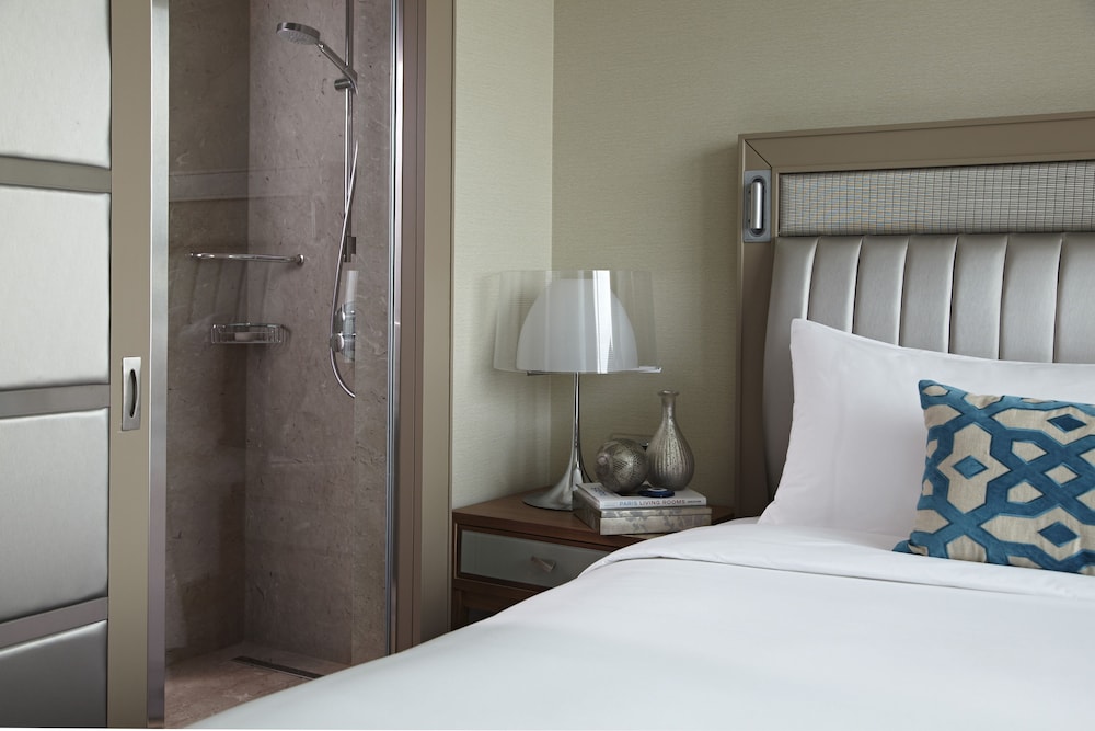 Renaissance Istanbul Polat Bosphorus Hotel Rezervasyon