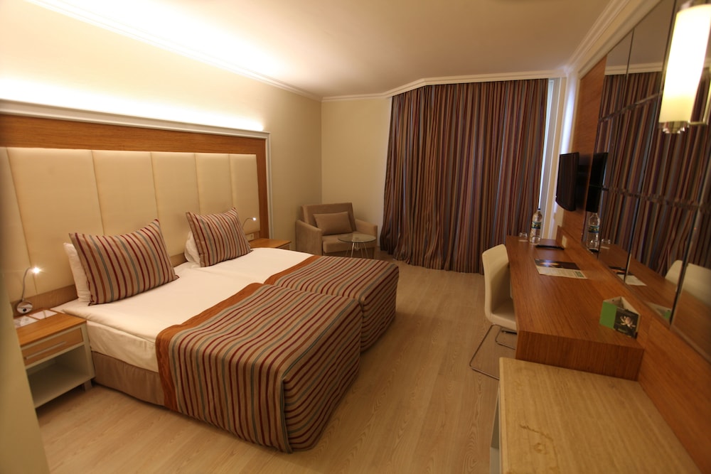 AQI Pegasos Resort Rezervasyon