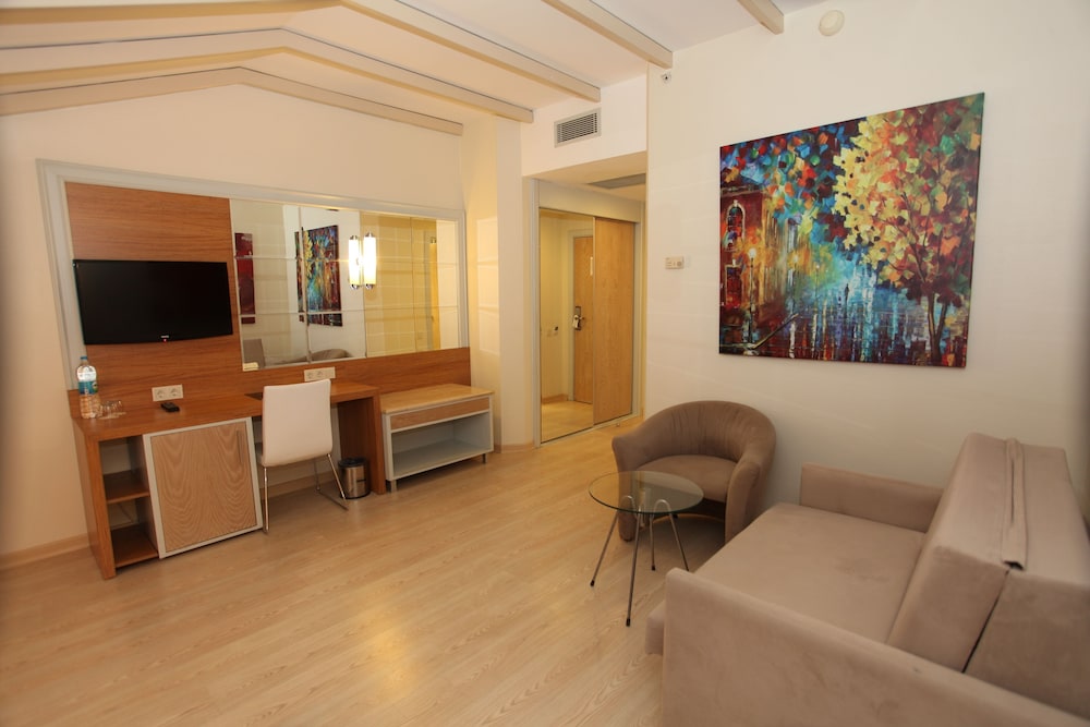 AQI Pegasos Resort Rezervasyon