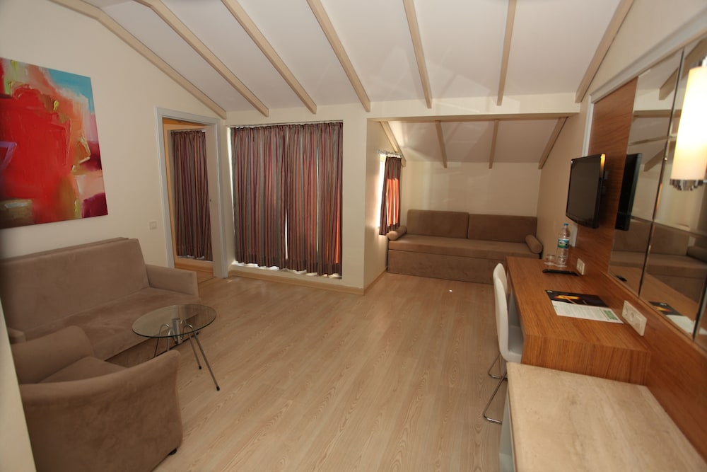 AQI Pegasos Resort Rezervasyon