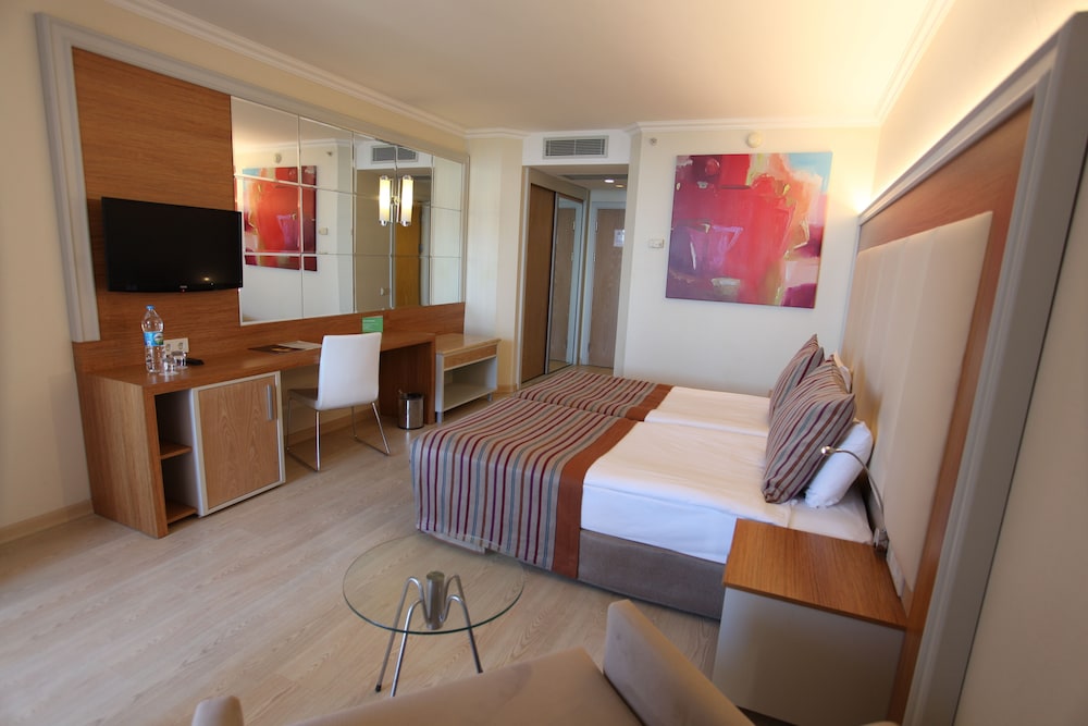 AQI Pegasos Resort Rezervasyon