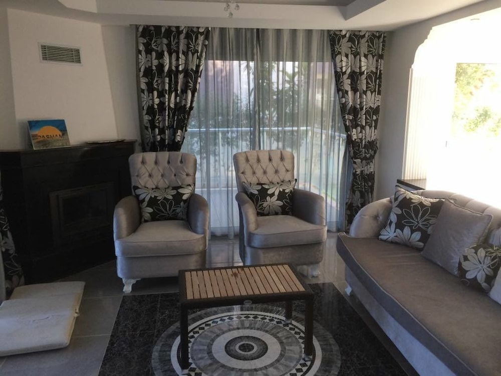 Pasham Beach Villa & Residence Rezervasyon