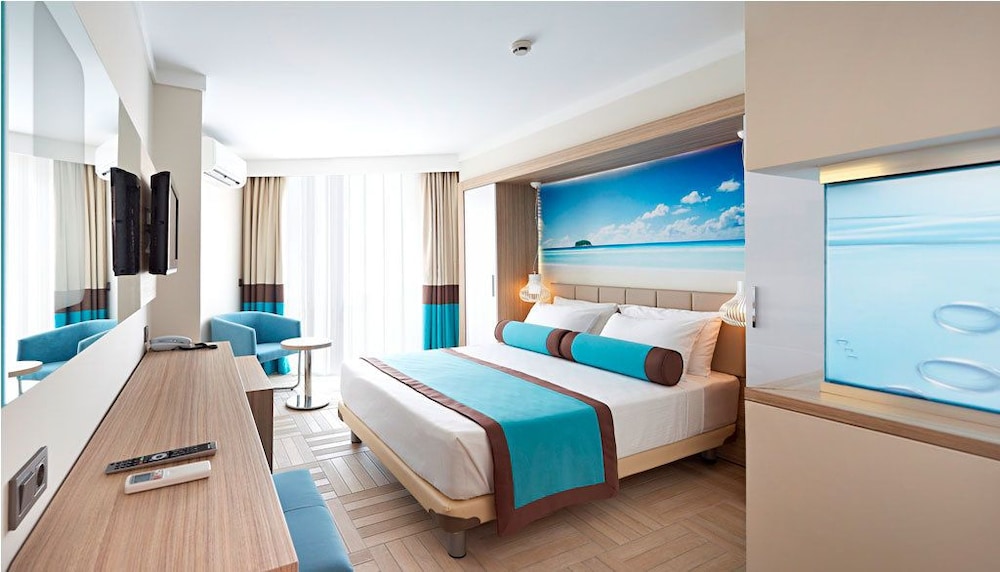 Blue Bay Platinum Rezervasyon