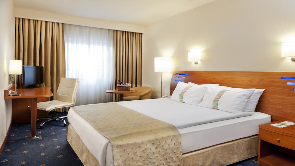 Holiday Inn Istanbul City Rezervasyon