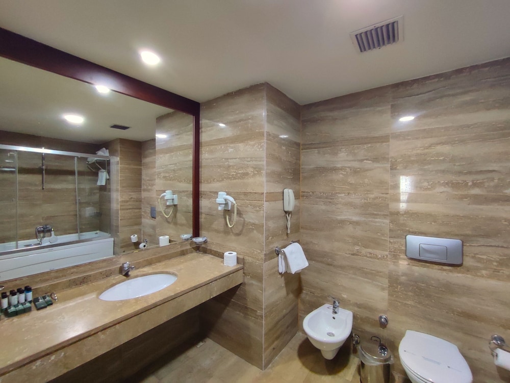 The Green Park Hotel Bostanci Rezervasyon