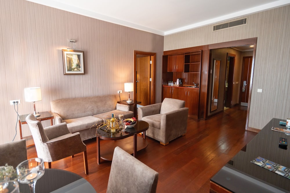 The Green Park Hotel Bostanci Rezervasyon