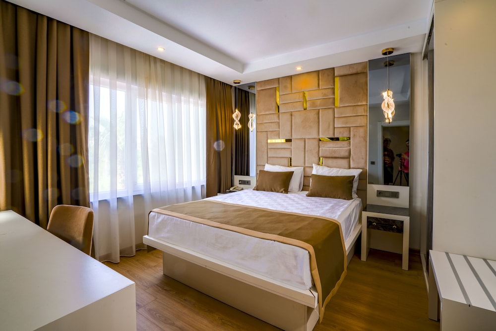 Lara Garden Butik Hotel Rezervasyon